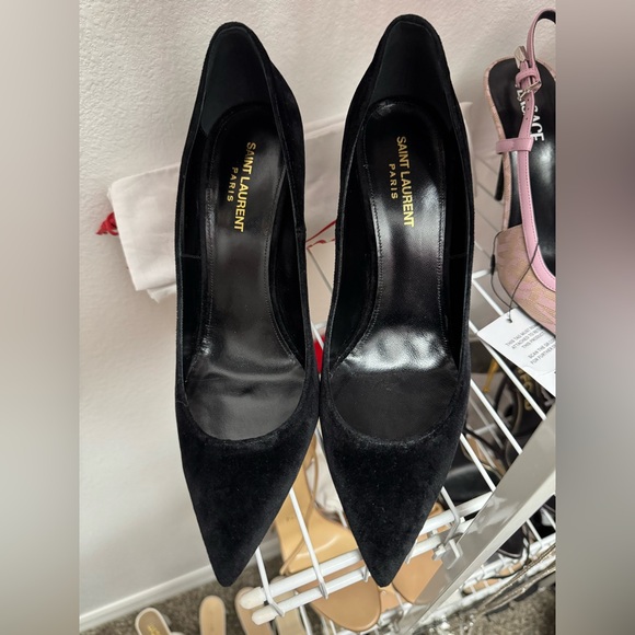 NWOB Saint Laurent Velvet Pumps ✨ - Picture 2 of 8